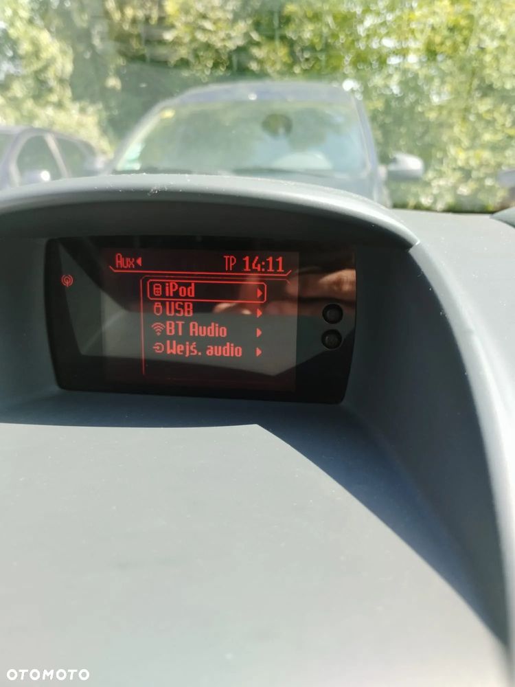 Ford Fiesta 1.6 TDCi DPF Gold X - 34