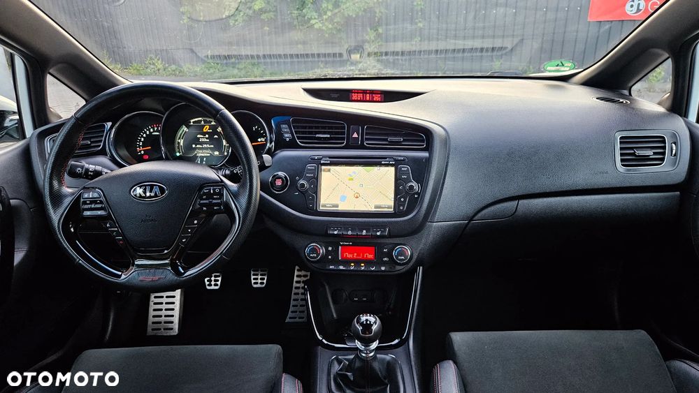 Kia Ceed 1.6 T-GDI GT-Track - 21
