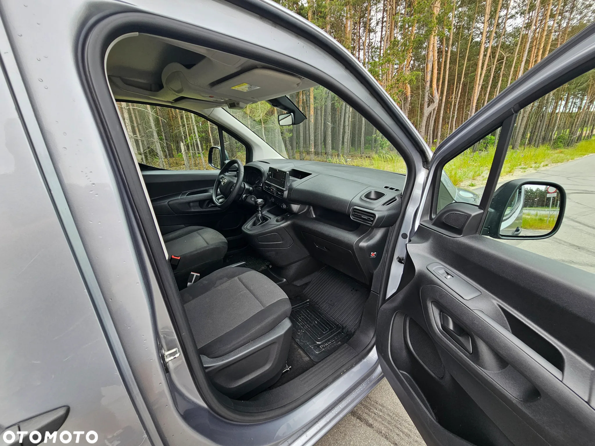 Toyota Proace City Verso 1.2 D-4T Combi - 10