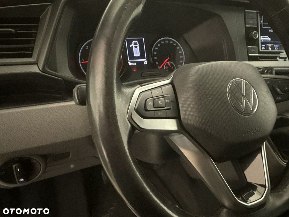 Volkswagen Transporter - 24