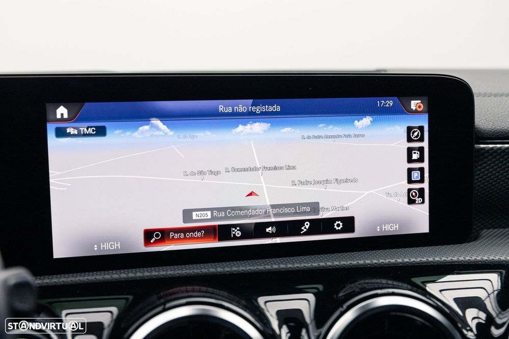 Mercedes-Benz CLA 180 d Shooting Brake Progressive Aut. - 34