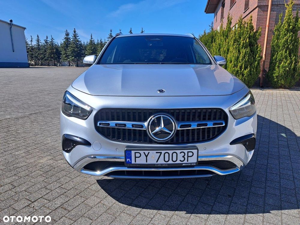 Mercedes-Benz GLA 180 d - 5