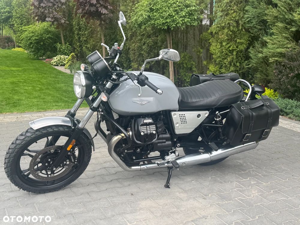 Moto Guzzi V7 - 9