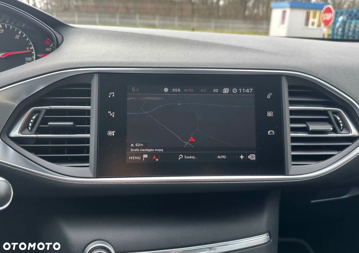 Peugeot 308 1.5 BlueHDi Allure S&S EAT6 - 19