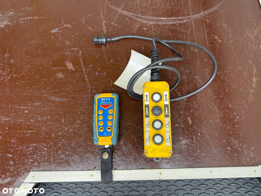 Iveco 2020/Daily/Winda BAR/Średni/manual/Klima/Tempomat/Business Pakiet - 30