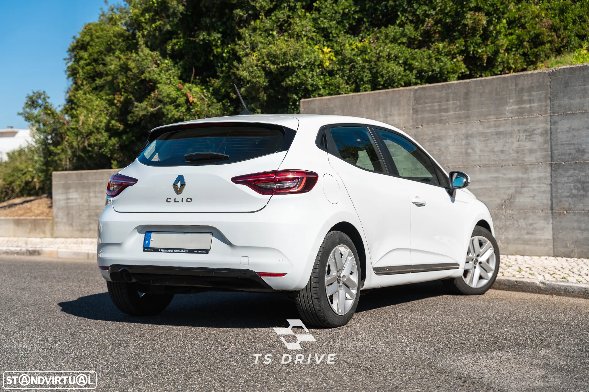 Renault Clio 1.5 Blue dCi Intens - 2