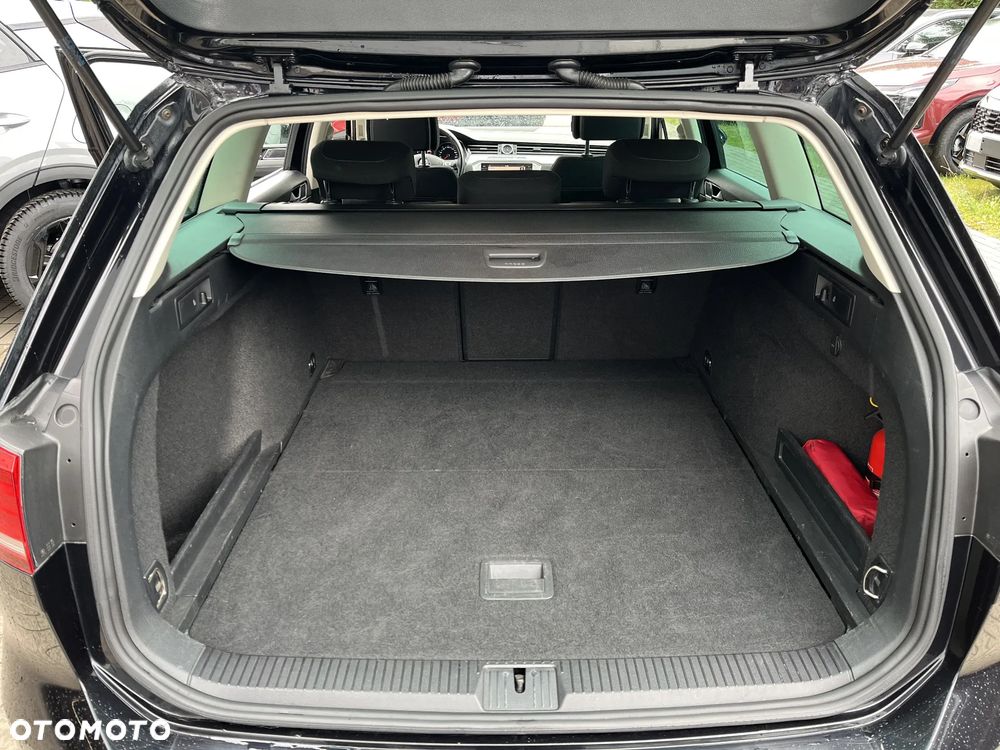 Volkswagen Passat Variant 1.4 TSI BMT ACT Comfortline - 17