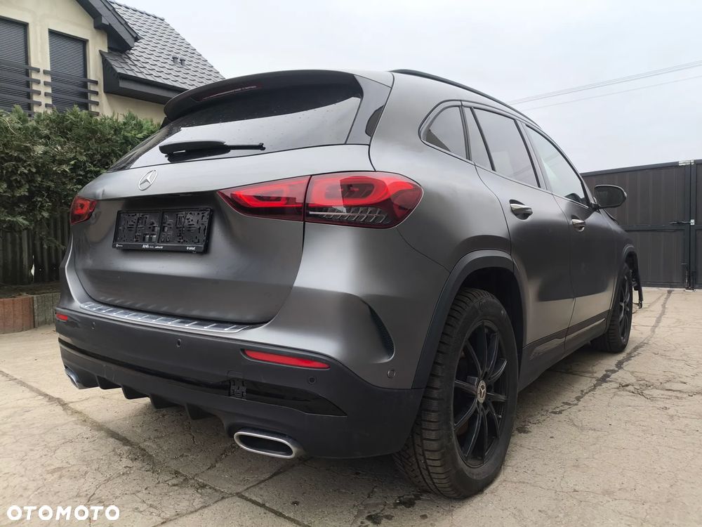 Mercedes-Benz GLA 250 4Matic 8G-DCT AMG Line - 25