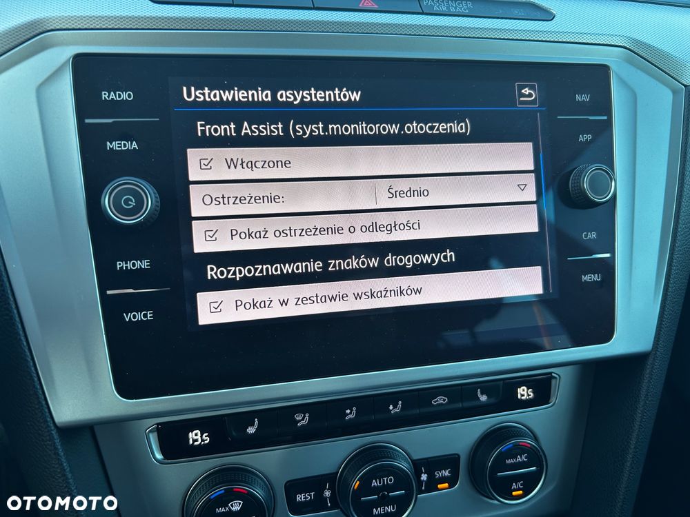 Volkswagen Passat Variant 1.5 TSI OPF DSG Business - 26