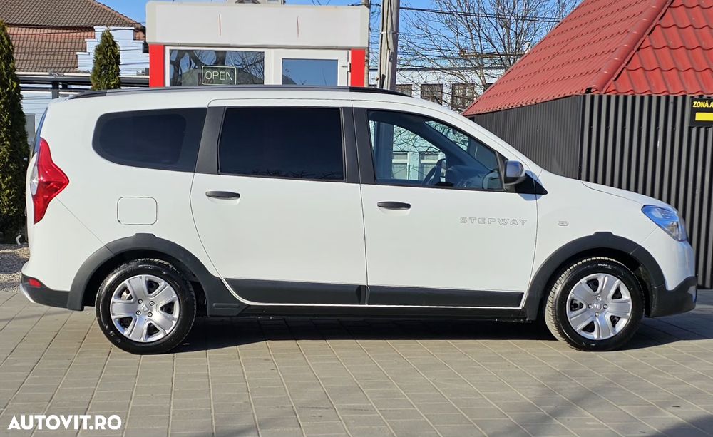 Dacia Lodgy TCe 130 GPF Stepway Plus - 3