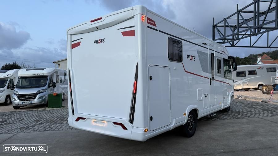 Pilote Galaxy G 720 FC Evidence 180cv automática (NOVA) - 36