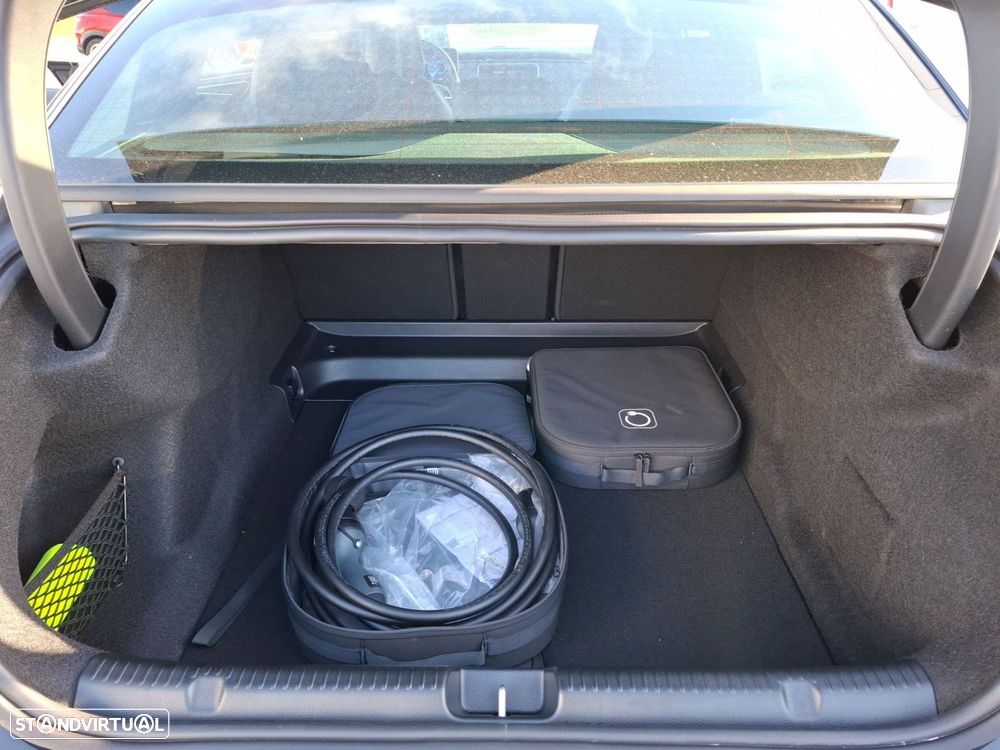 Mercedes-Benz EQE 350+ - 24