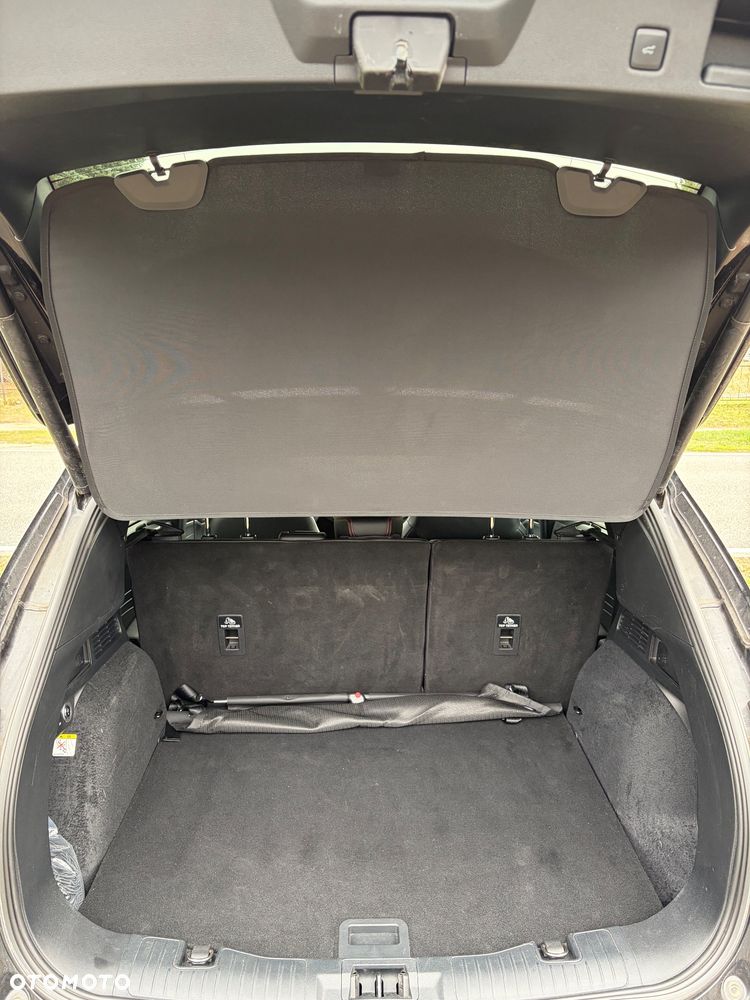 Ford Kuga 2.0 EcoBlue 4x4 ST-LINE X - 21