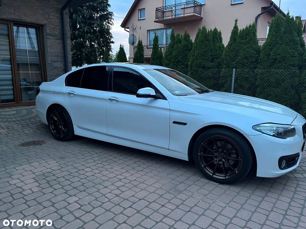 BMW Seria 5 528i - 19