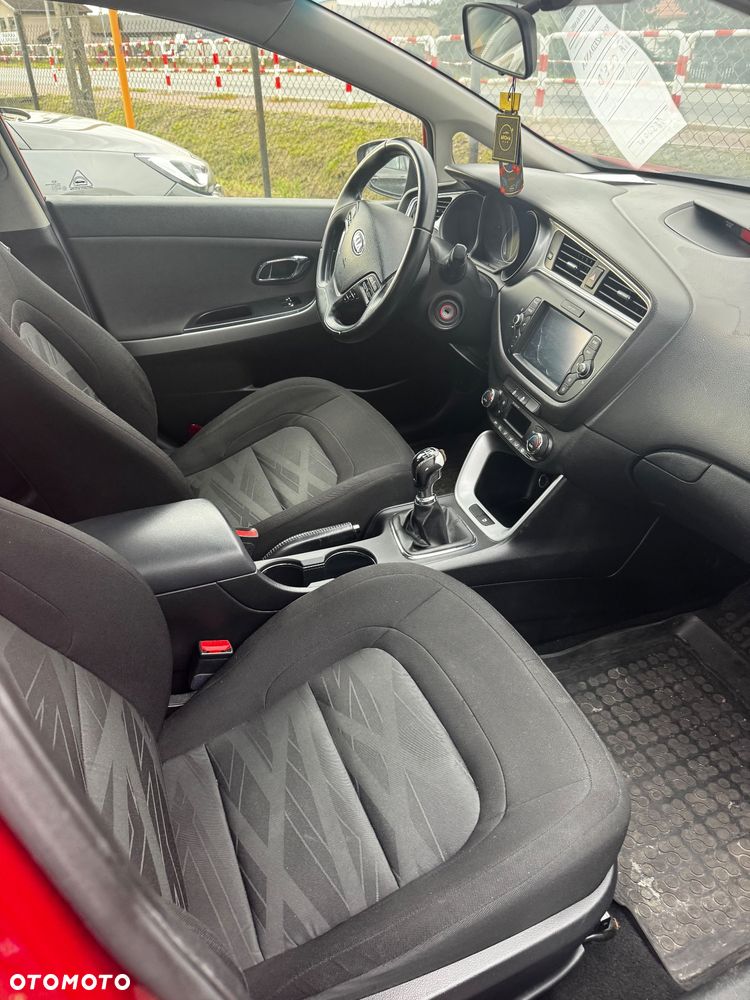 Kia Ceed 1.0 T-GDI ISG Vision - 12