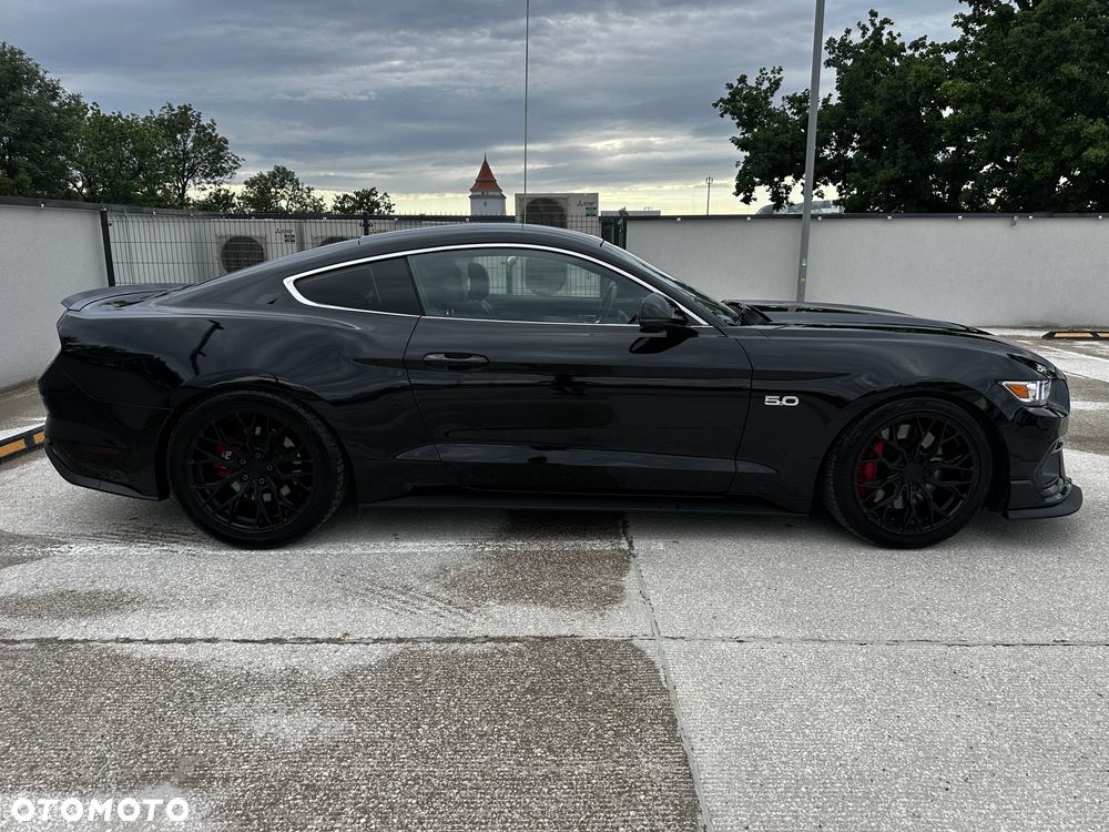 Ford Mustang - 5