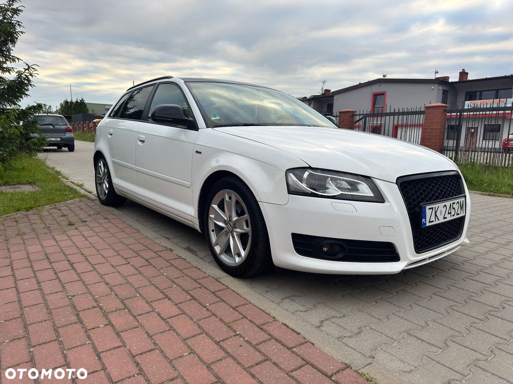 Audi A3 Sportback 1.8 TFSI S line Sportpaket - 2