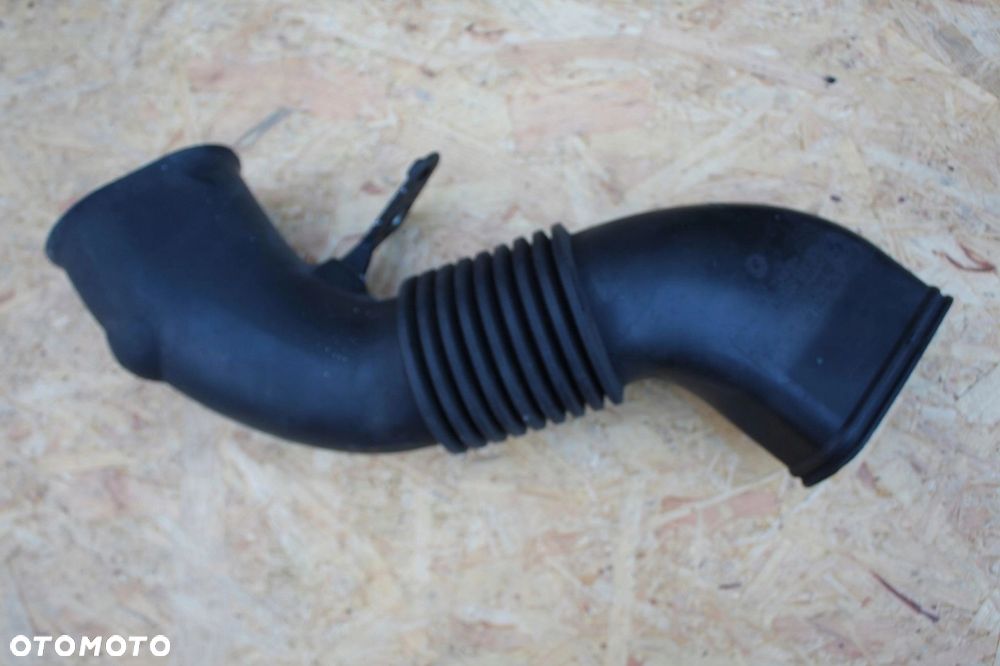 Rura kanał powietrza BMW e60 e61 2.0d 7796270 - 1
