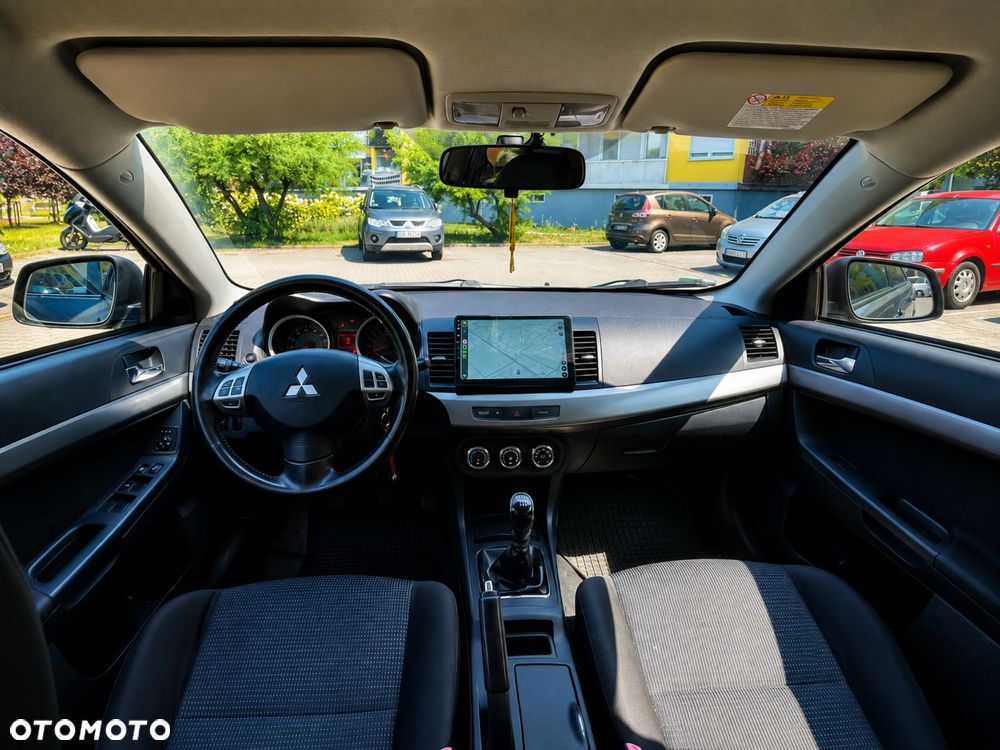 Mitsubishi Lancer - 5