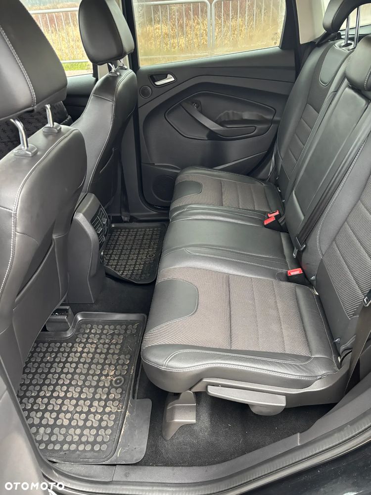 Ford Kuga 2.0 TDCi 4x4 Titanium - 11