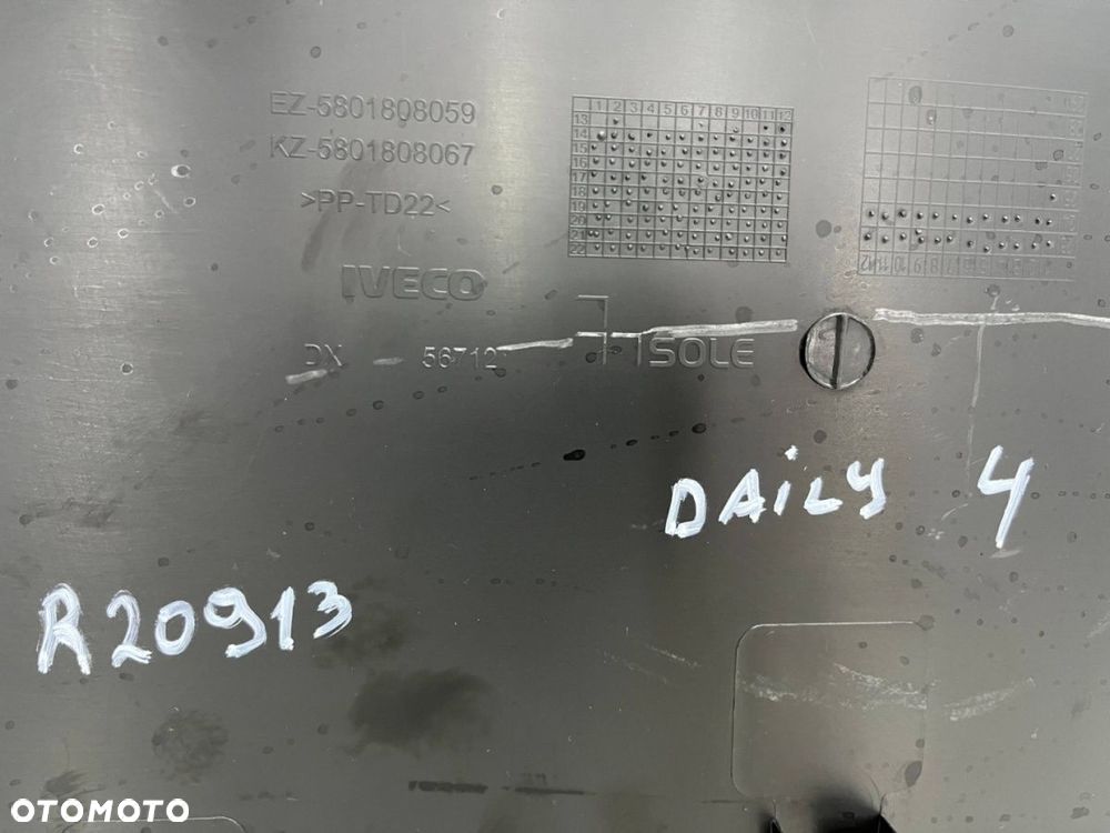 Listwa Iveco Daily 4 IV 14r.- prawa przednia dolna nakładka drzwi pasażera prawy przód 5801808059 - 10