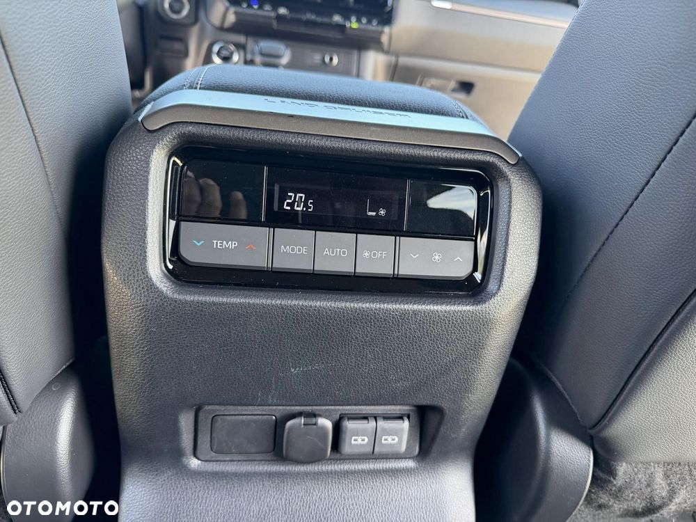 Toyota Land Cruiser LC 2.8 D-4D Executive - 21