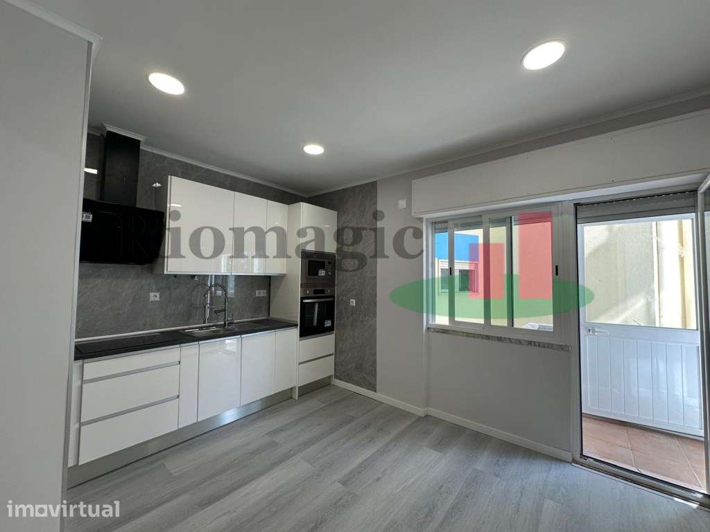 Apartamento T1 Remodelado - Amadora - Grande imagem: 2/18