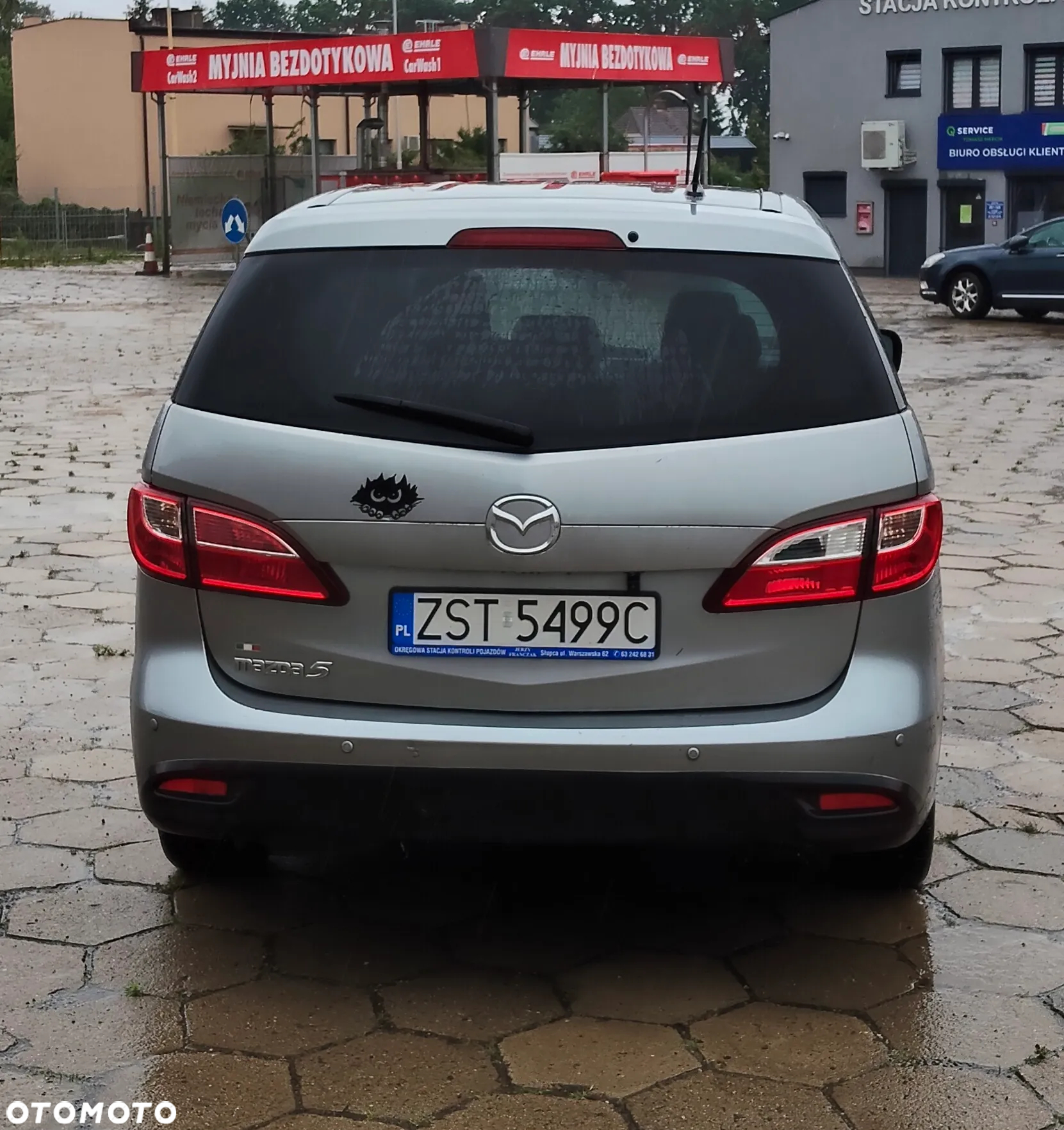 Mazda 5 - 7