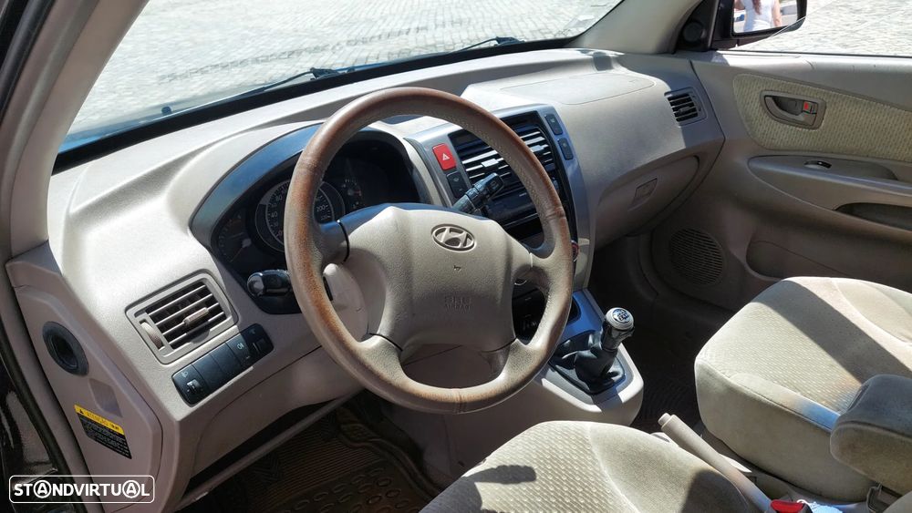 Hyundai Tucson 2.0 CRDi Comfort 2WD - 15