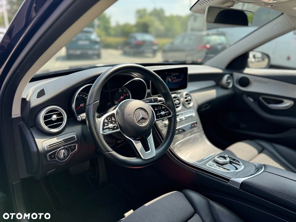 Mercedes-Benz Klasa C 180 d 9G-TRONIC - 14