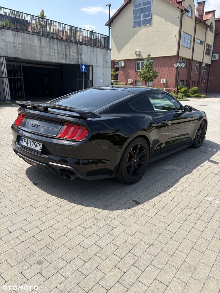 Ford Mustang - 5