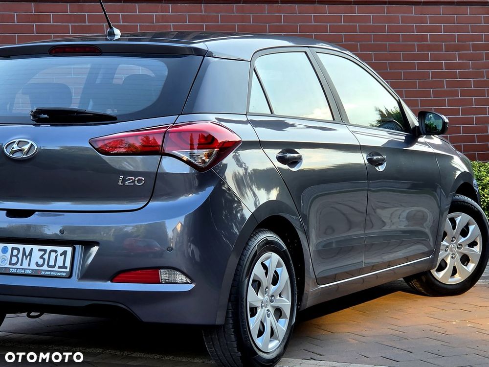 Hyundai i20 blue 1.2 Advantage+ - 23