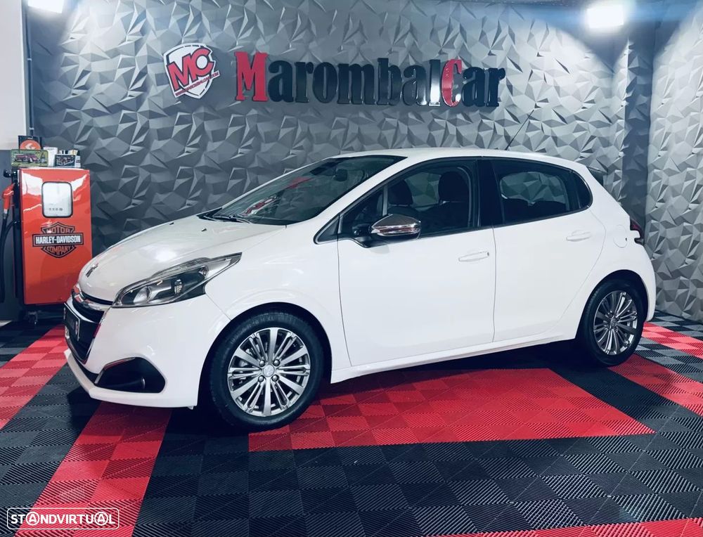 Peugeot 208 1.6 BlueHDi Allure - 1