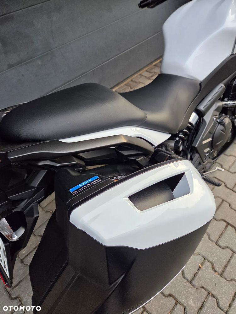 Kawasaki Versys 650 - 6