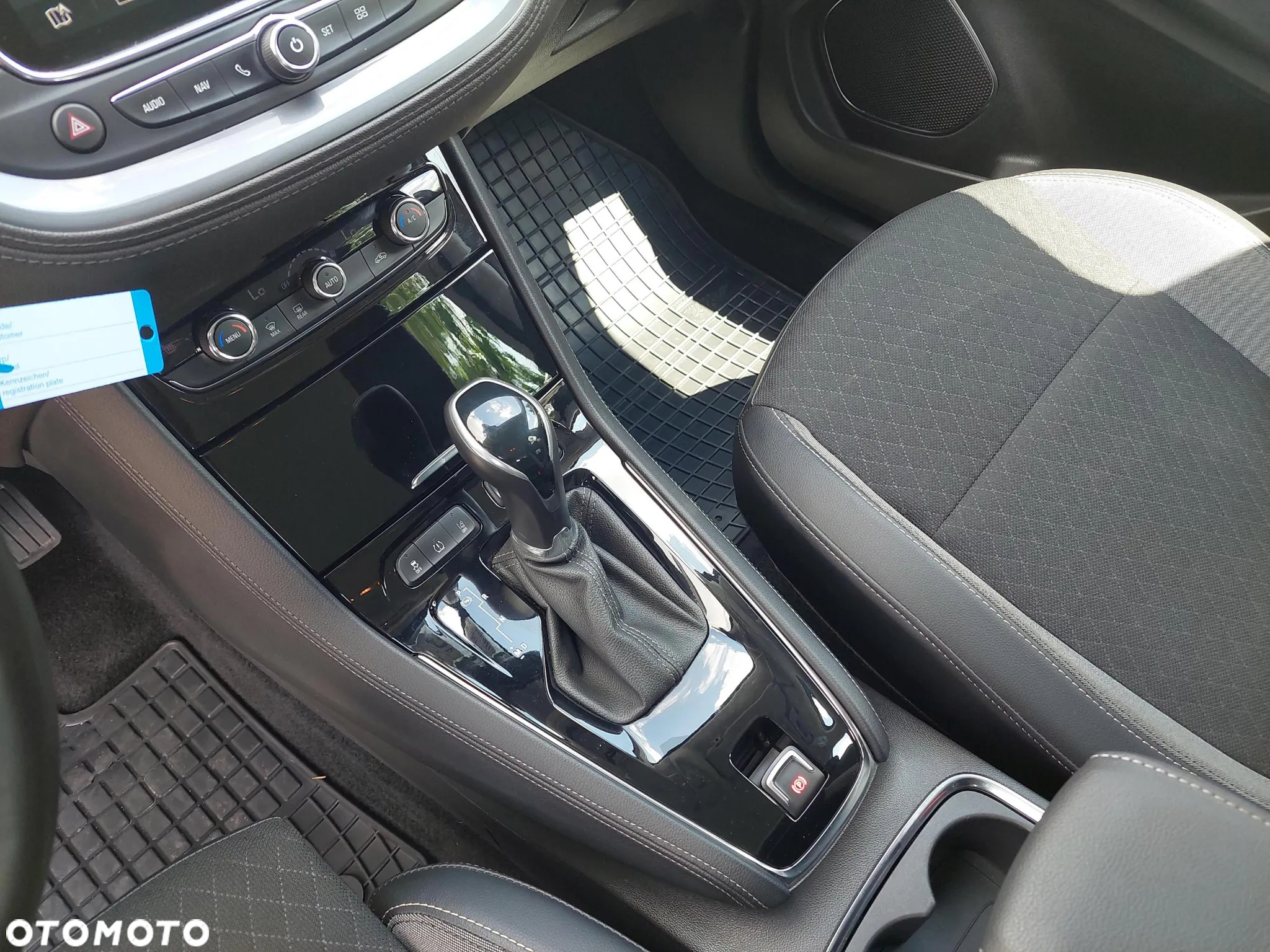 Opel Grandland X 1.6 T Elegance Business Pack S&S - 15