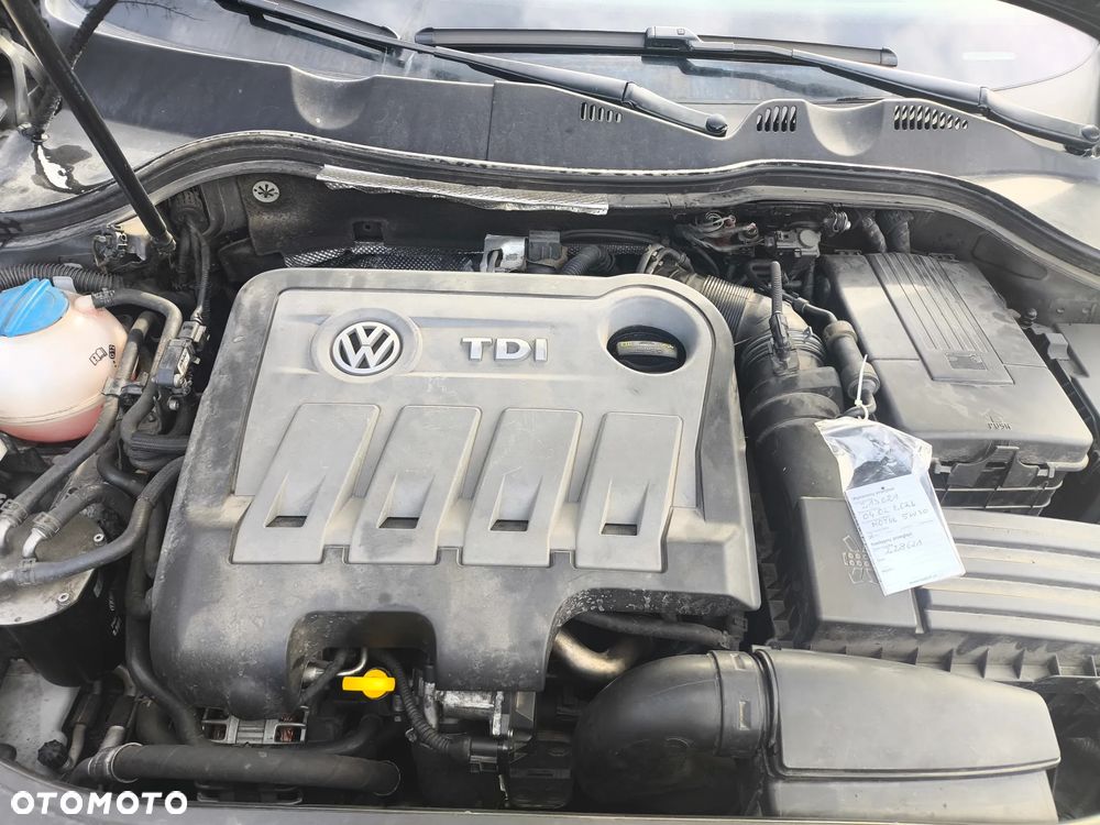 Volkswagen Passat 2.0 TDI DSG Comfortline - 10