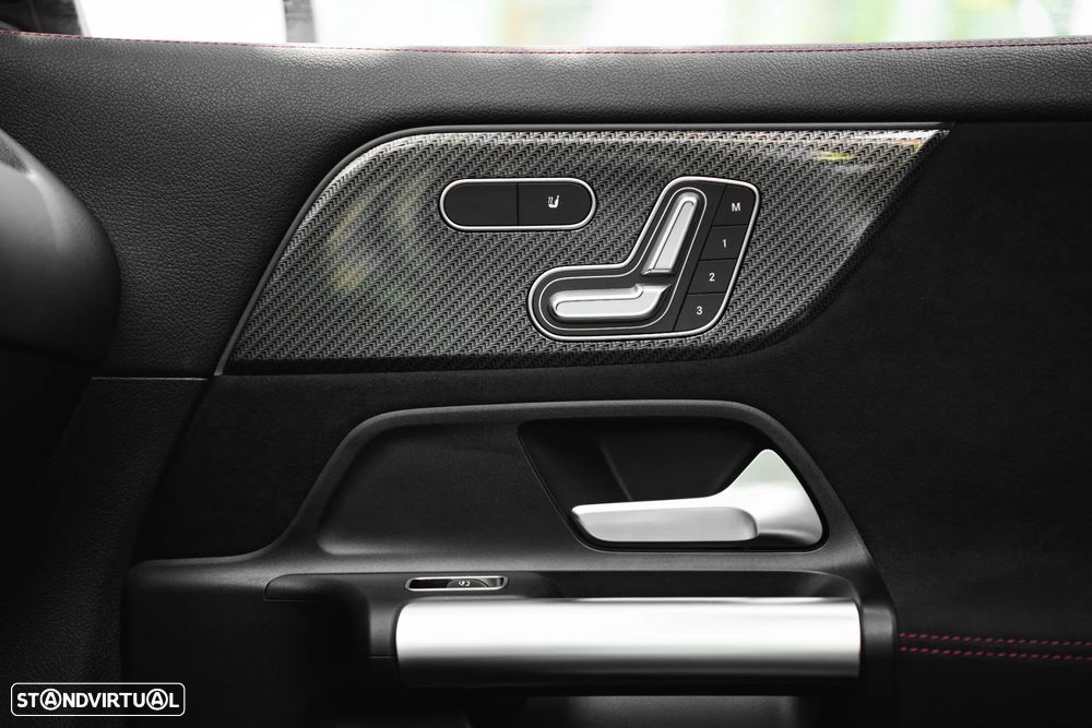 Mercedes-Benz GLA 250 e 8G-DCT AMG Line Advanced Plus - 32