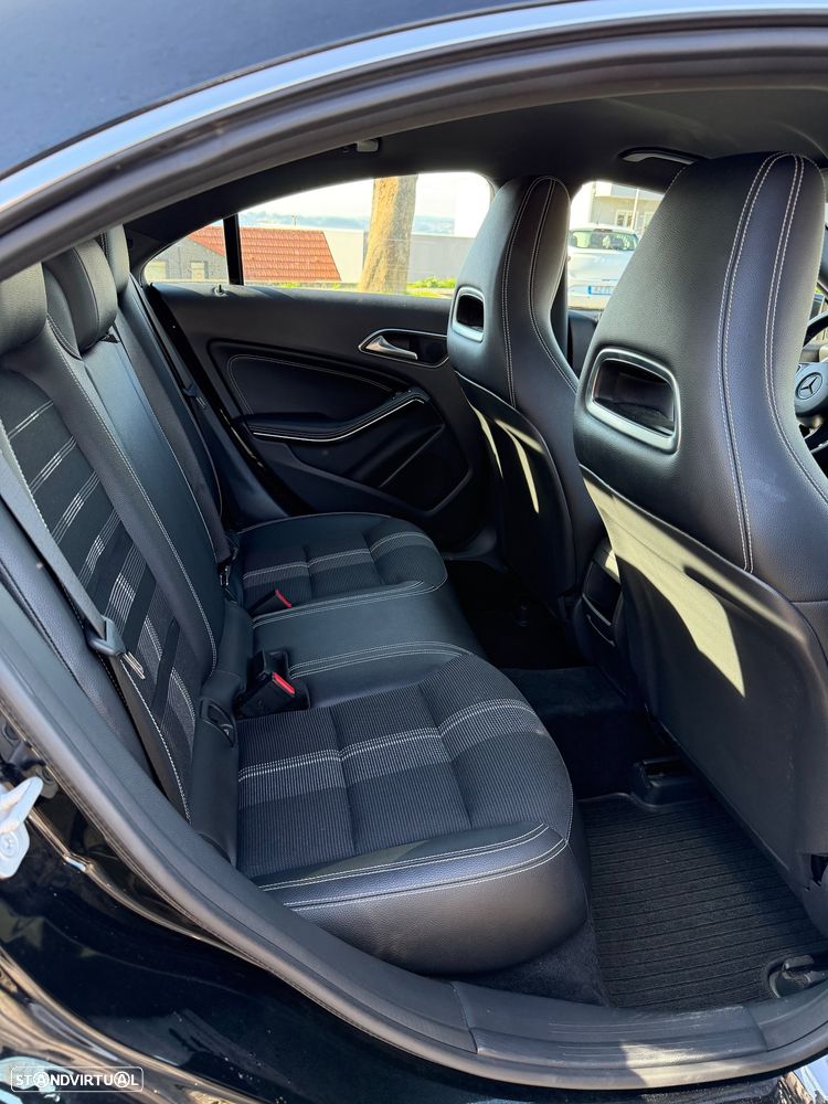 Mercedes-Benz CLA 180 - 13