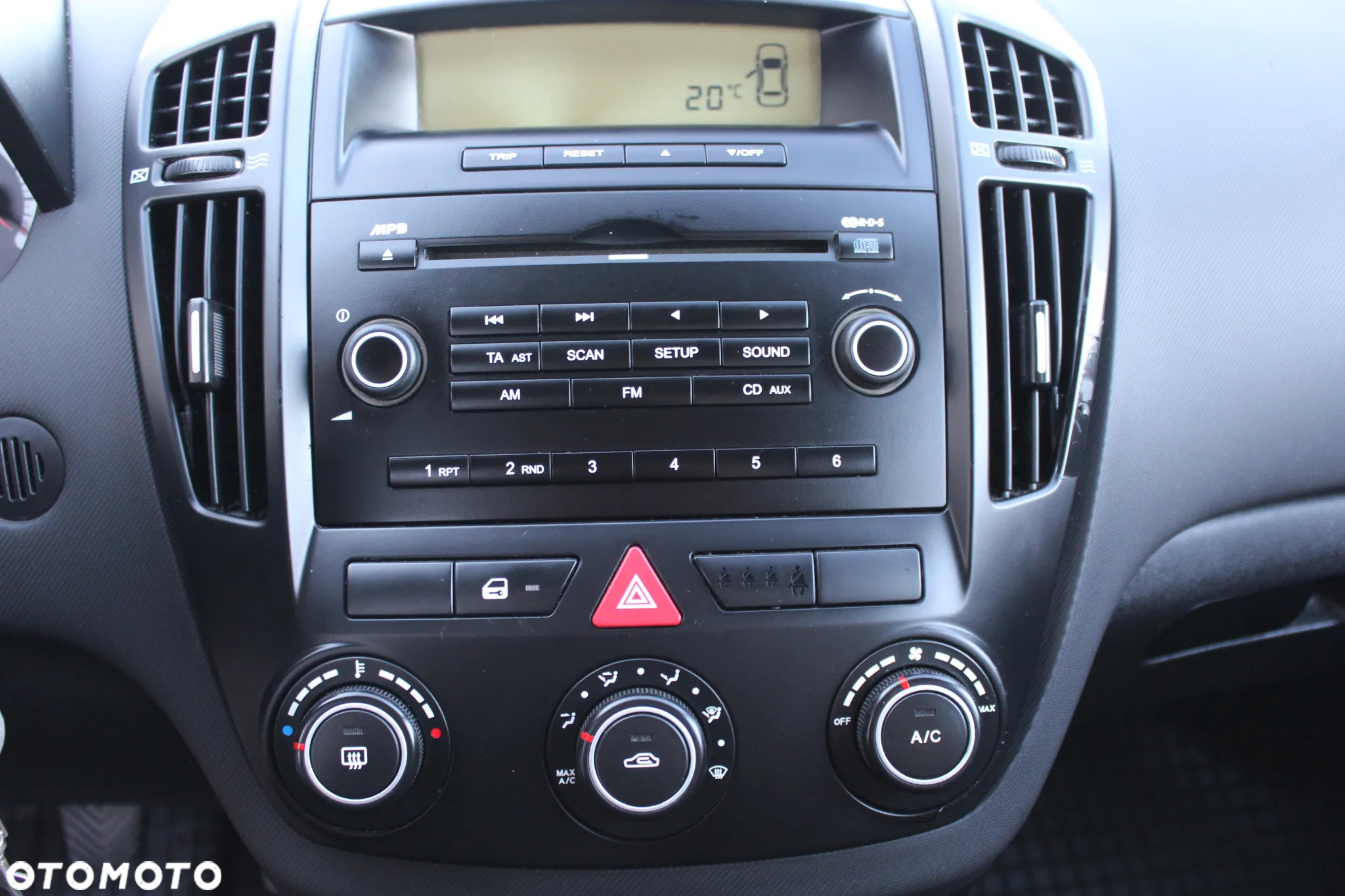 Kia Ceed Cee'd 1.6 Crdi Comfort - 25