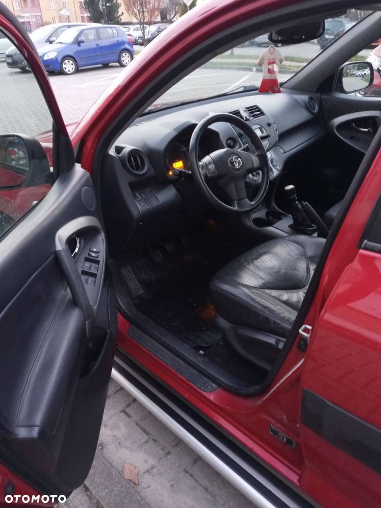 Toyota RAV4 2.2 D-4D Prestige - 4