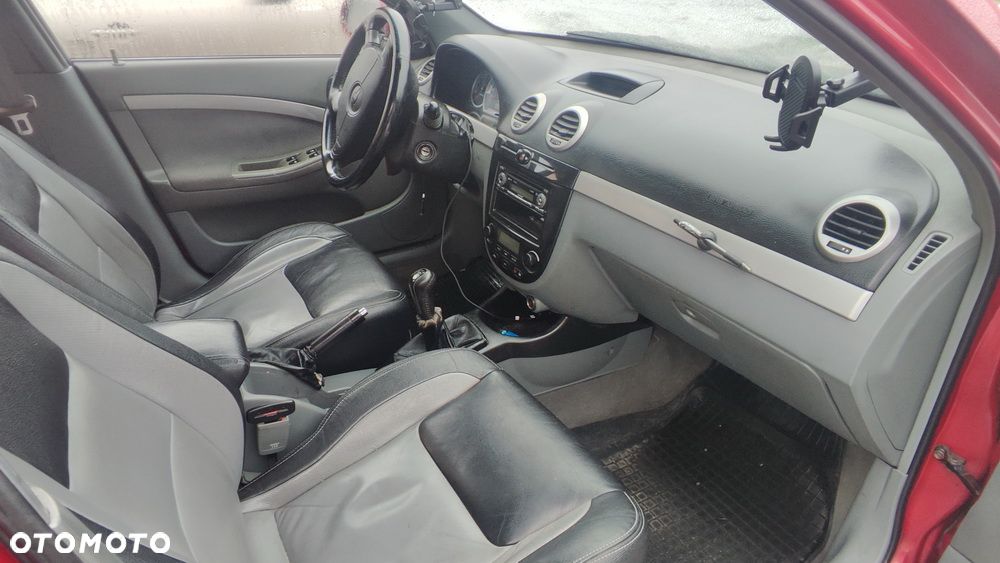 Chevrolet Nubira - 11