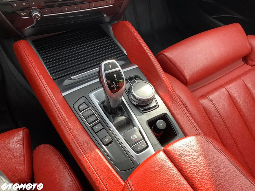 BMW X6 xDrive40d - 31