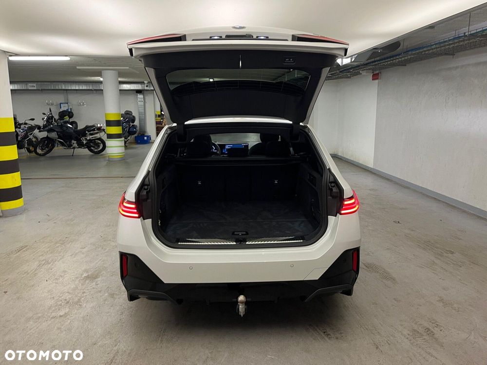 BMW Seria 5 520d mHEV M Sport - 34