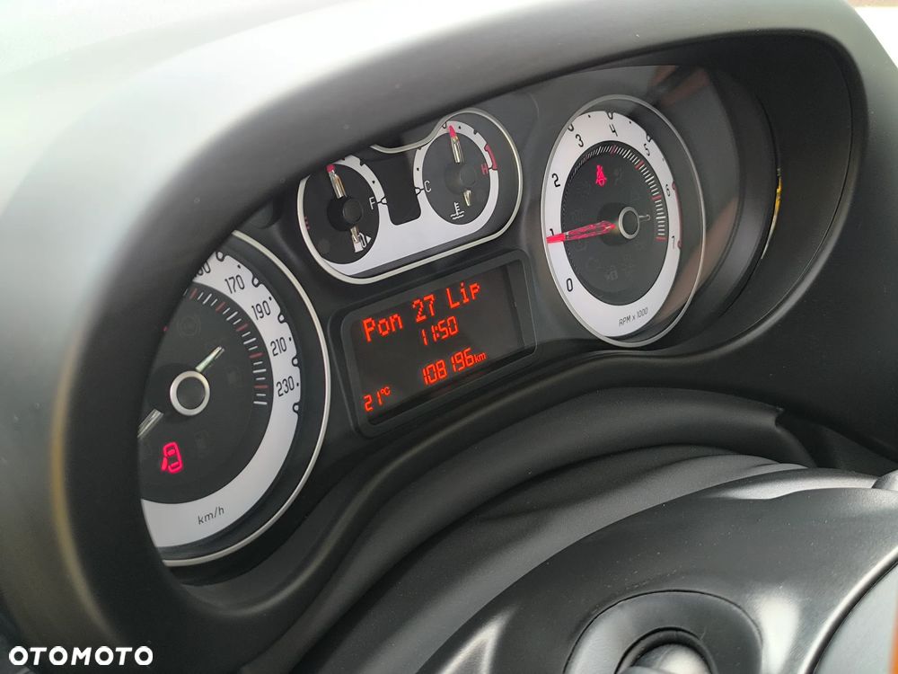 Fiat 500L 1.4 16V T-Jet Trekking - 13