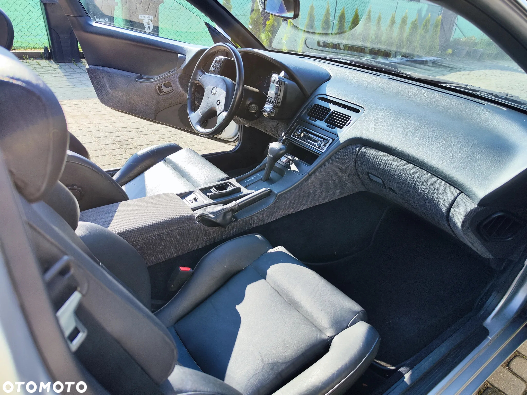 Nissan 300 ZX - 11