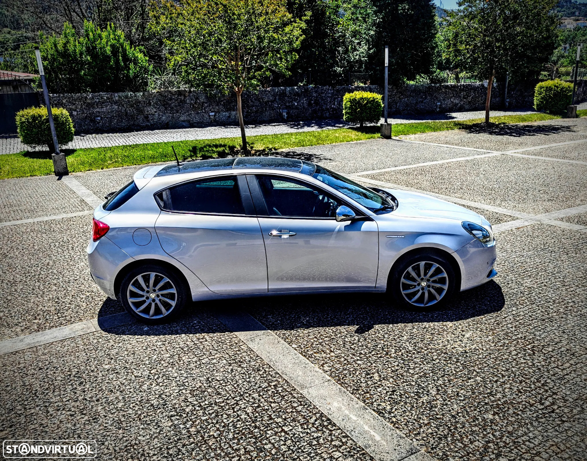 Alfa Romeo Giulietta 1.6 JTDm Sprint Speciale J18 - 11