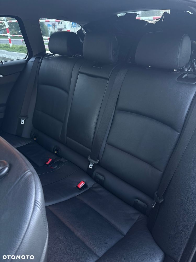 BMW Seria 5 - 13