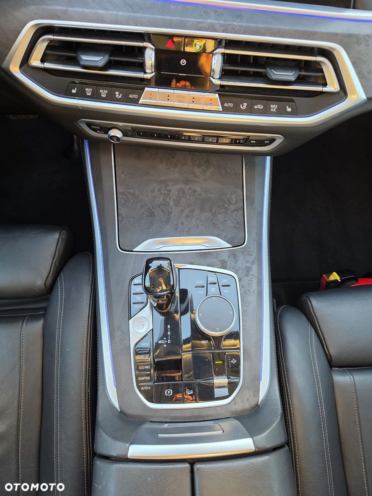 BMW X5 xDrive40i - 22