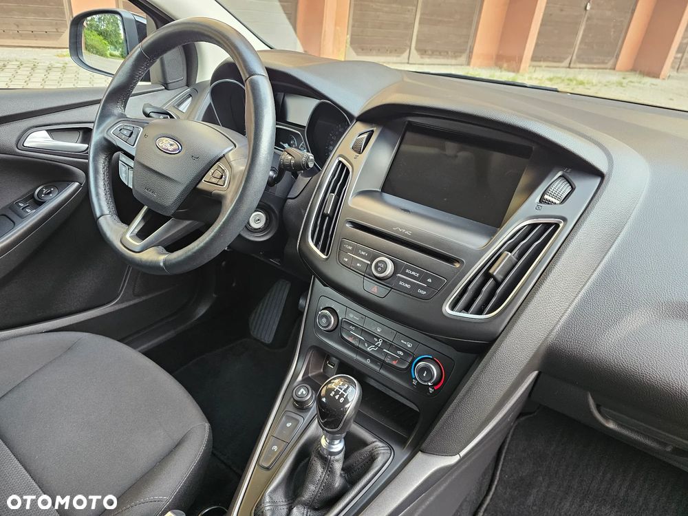 Ford Focus 1.0 EcoBoost SYNC Edition ASS - 27