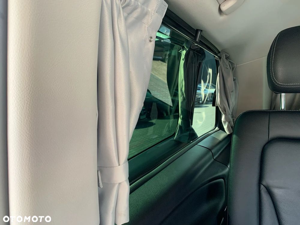 Mercedes-Benz Klasa V 250 d 4-Matic Exclusive 7G-Tronic - 25